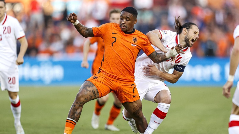 nhan-dinh-soi-keo-ba-lan-vs-ha-lan-luc-02h45-ngay-15-11-2025-1