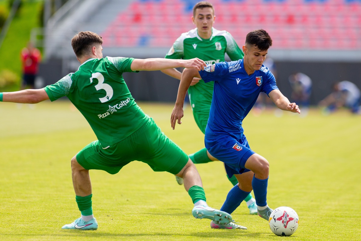 Nhận định soi kèo Chindia Targoviste vs Afumati lúc 00h30 ngày 12/11/2025 nhan-dinh-soi-keo-chindia-targoviste-vs-afumati-luc-00h30-ngay-12-11-2025-1